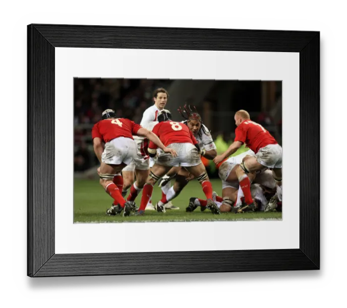 Framed Print : Lesley Vainikolo & Ryan Jones Framed Print : Lesley Vainikolo & Ryan Jones