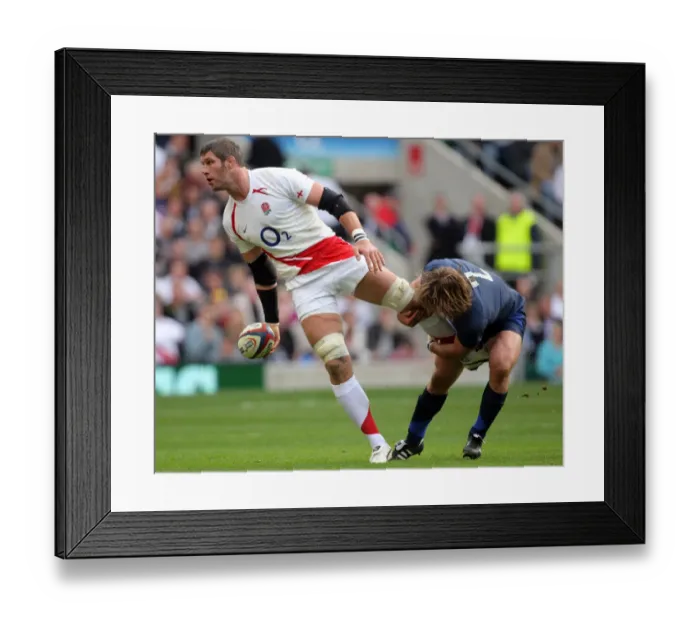 Framed Print : Simon Shaw Releases Under Pressure From Dmitri Szarzewski Framed Print : Simon Shaw Releases Under Pressure From Dmitri Szarzewski