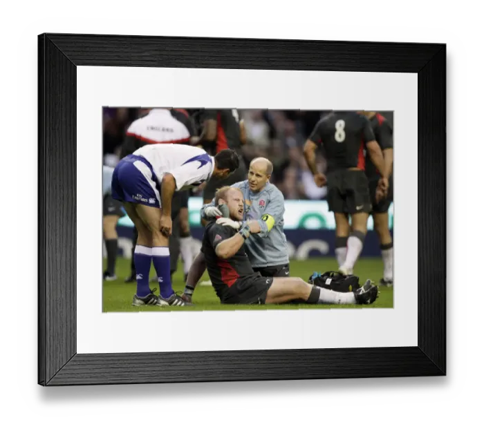 Framed Print : Dan Cole With His Injured Shoulder Framed Print : Dan Cole With His Injured Shoulder