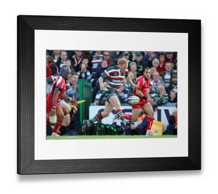 Framed Print : Scott Hamiton Kick N Run
