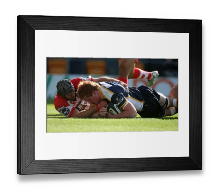 Framed Print : Tom Denton Scores His Opening Try Framed Print : Tom Denton Scores His Opening Try