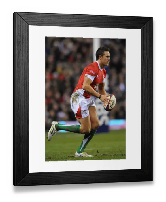Framed Print : Lee Byrne Wales and Ospreys England V Wales Twickenham Framed Print : Lee Byrne Wales and Ospreys England V Wales Twickenham