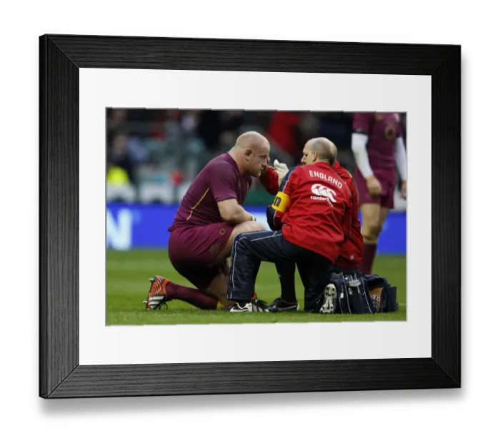 Framed Print : Injured Dan Cole With Medics Framed Print : Injured Dan Cole With Medics