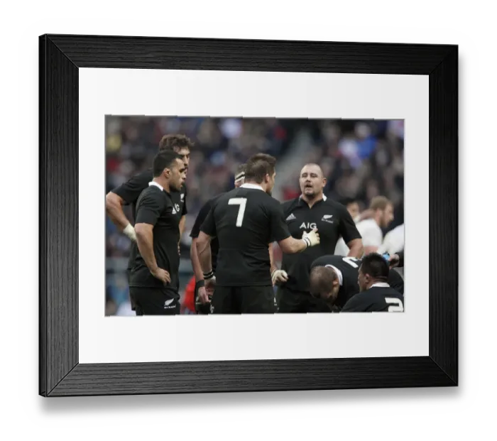 Framed Print : Richie Mccaw Talks To Team Framed Print : Richie Mccaw Talks To Team