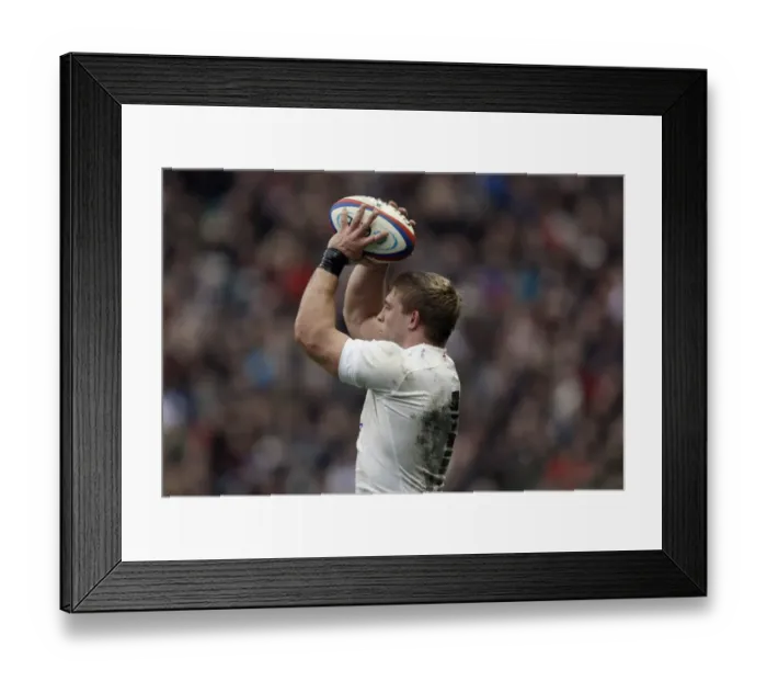 Framed Print : Tom Youngs Prepares To Throw Framed Print : Tom Youngs Prepares To Throw