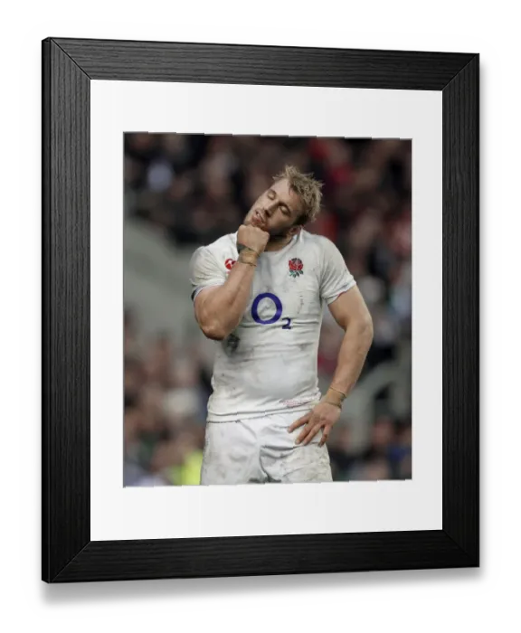 Framed Print : Chris Robshaw Chins Himself