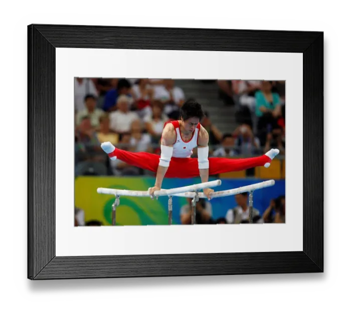 Framed Print : Hiroyuki Tomita
