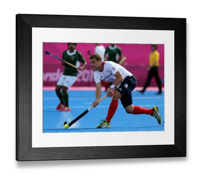 Framed Print : Richard Smith