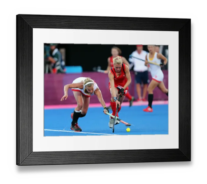 Framed Print : Alex Danson & Anne-Sophie Van Regemortel Framed Print : Alex Danson & Anne-Sophie Van Regemortel