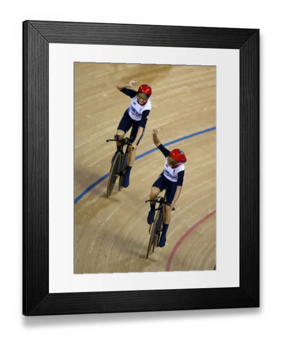 Framed Print : Joanne Roswell & Laura Trott
