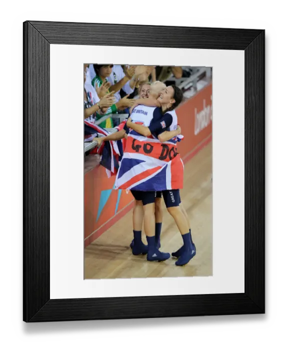 Framed Print : Laura Trott, Joanne Roswell & Dani King