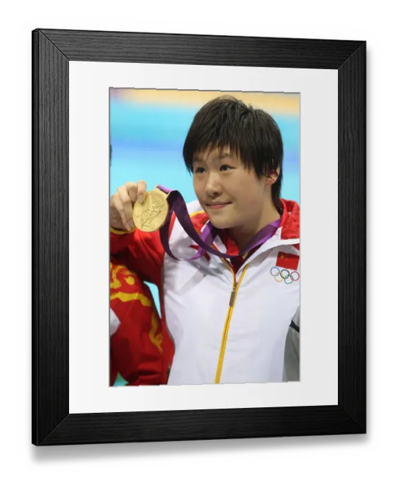 Framed Print : Shiwen Ye Wins Gold