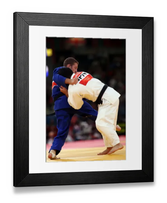 Framed Print : Artiom Aeshanski & Hiroaki Hiraoka