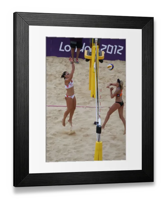Framed Print : Holland V Spain