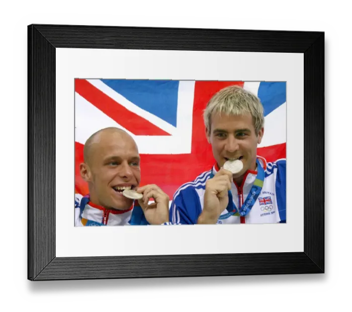 Framed Print : Leon Taylor & Peter Waterfield Framed Print : Leon Taylor & Peter Waterfield