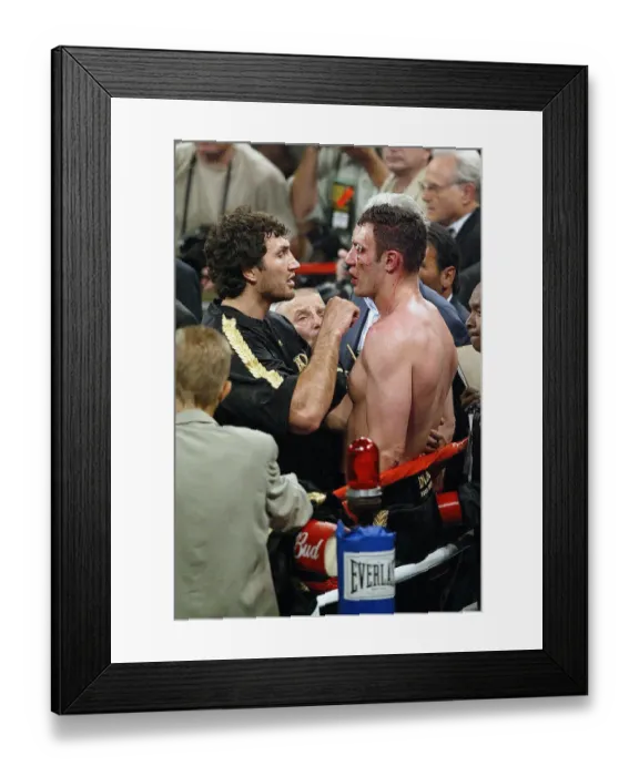 Framed Print : Vitali Klitschko & Wladimir Klitschko Framed Print : Vitali Klitschko & Wladimir Klitschko