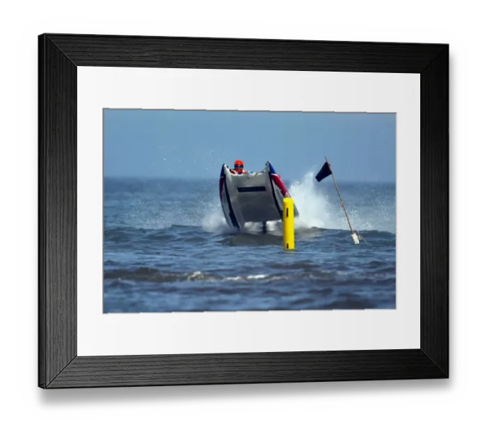 Framed Print : Jason Wyatt & Peter Hallett, England Framed Print : Jason Wyatt & Peter Hallett, England