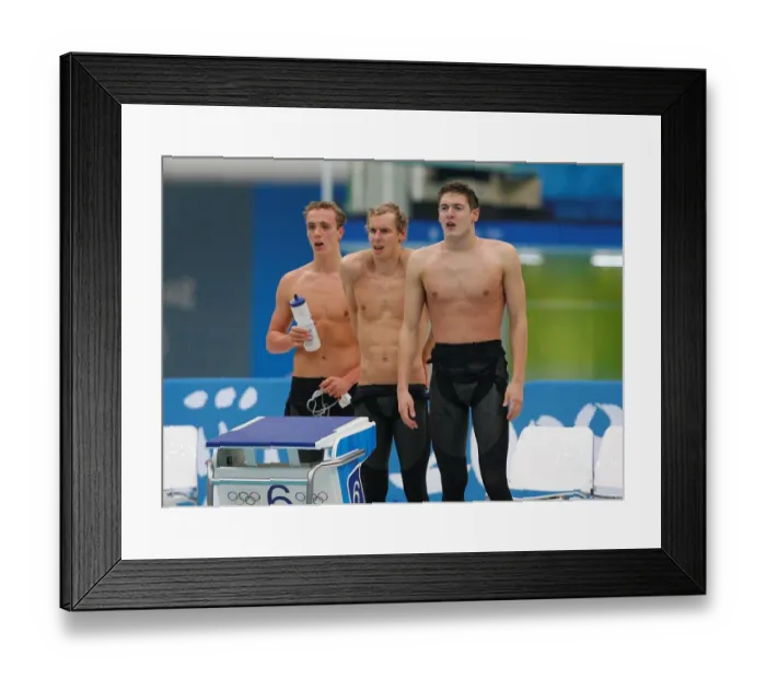 Framed Print : Robbie Renwick, Ross Davenport & Andrew Hunter Framed Print : Robbie Renwick, Ross Davenport & Andrew Hunter