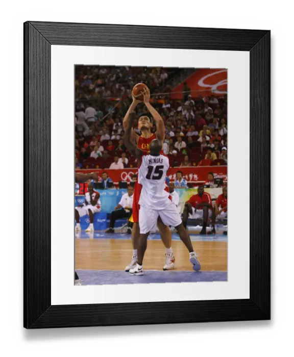 Framed Print : Ming Yao & Eduardo Mingas