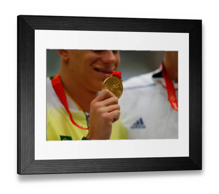 Framed Print : Filho Cesar Cielo Framed Print : Filho Cesar Cielo