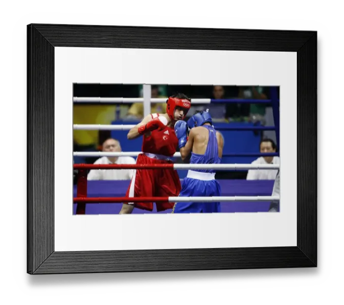 Framed Print : Yakup Kilic V Vasyl Lomachenko Framed Print : Yakup Kilic V Vasyl Lomachenko