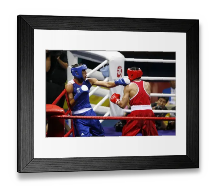 Framed Print : James Degale V Darren Sutherland