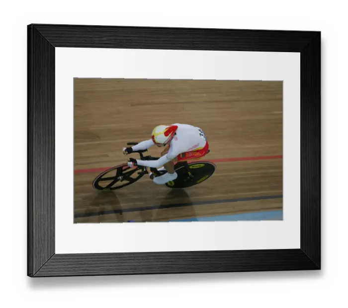 Framed Print : Sergi Escobar Framed Print : Sergi Escobar