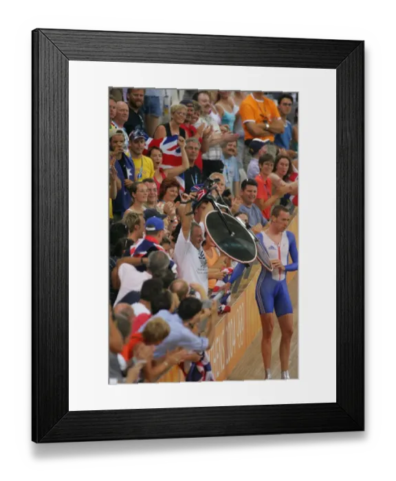 Framed Print : Bradley Wiggins & Father Framed Print : Bradley Wiggins & Father
