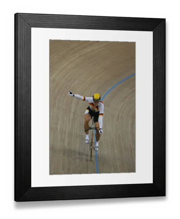 Framed Print : Stefan Nimke