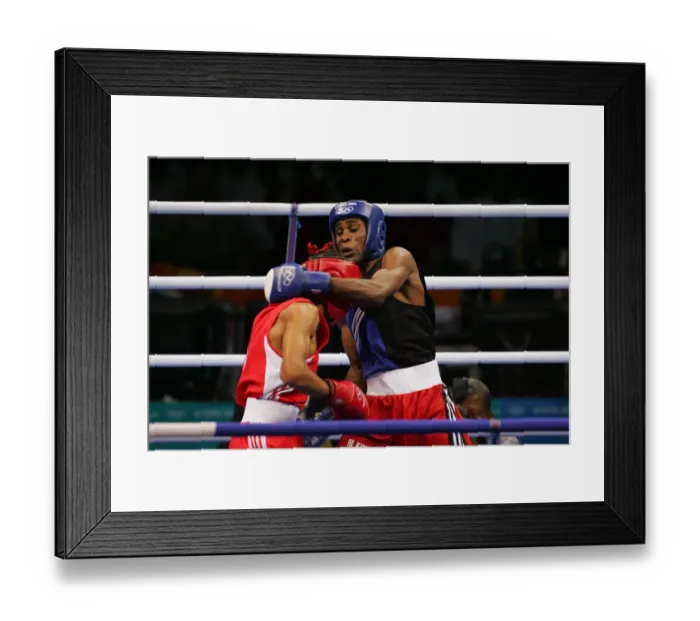 Framed Print : Amir Khan & Mario Kindelan Framed Print : Amir Khan & Mario Kindelan