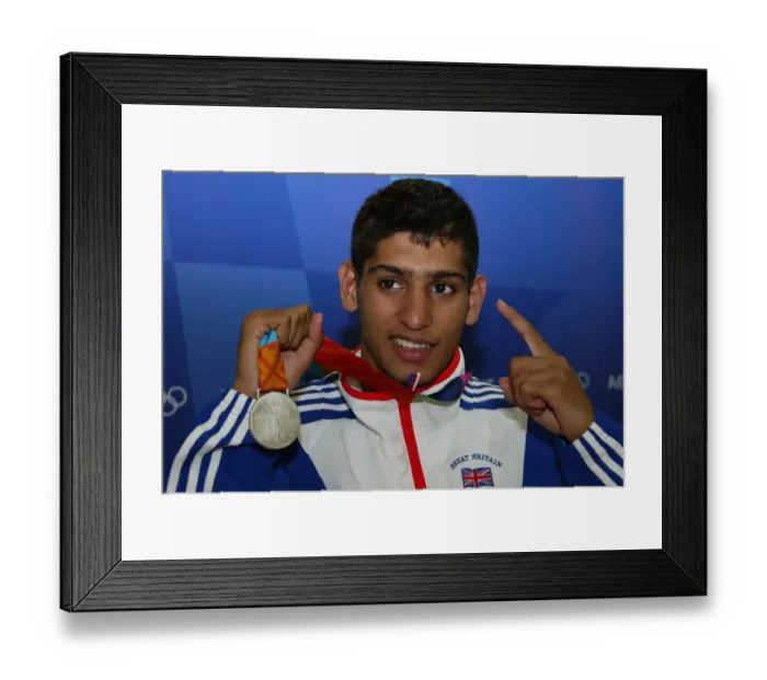 Framed Print : Amir Khan With Silver Medal