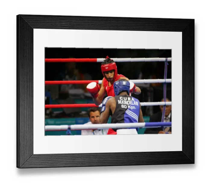 Framed Print : Amir Khan & Mario Kindelan Framed Print : Amir Khan & Mario Kindelan