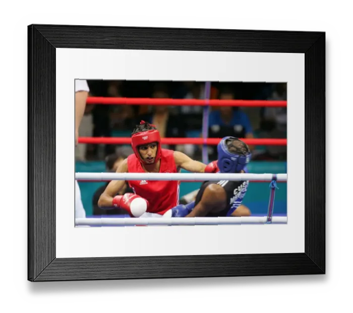 Framed Print : Amir Khan & Mario Kindelan