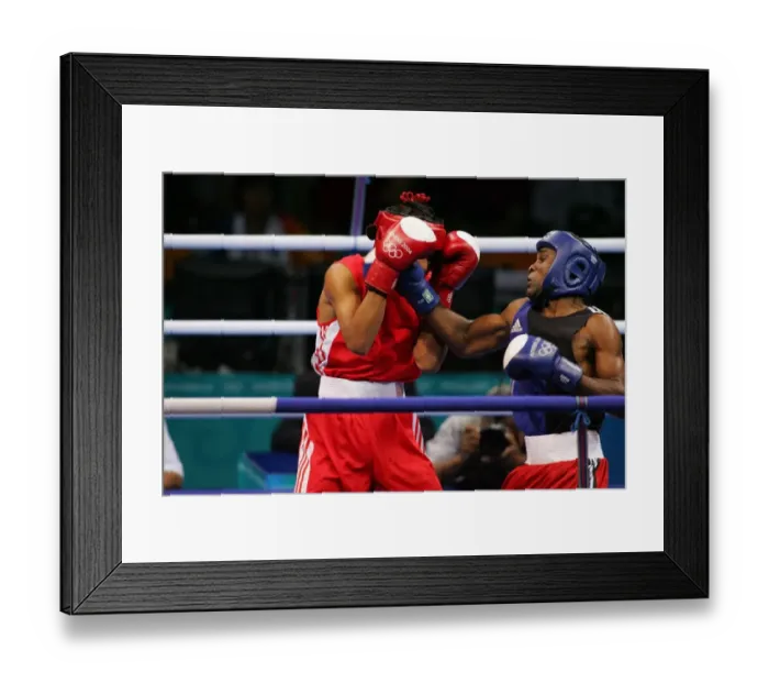 Framed Print : Amir Khan & Mario Kindelan