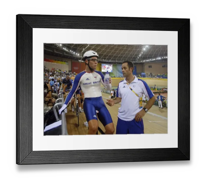Framed Print : Mark Cavendish & Coach Framed Print : Mark Cavendish & Coach