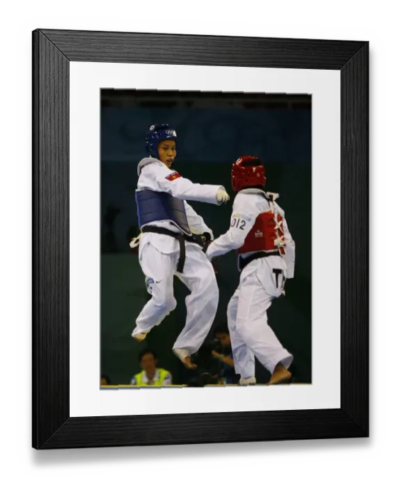 Framed Print : Buttree Puedpong & Thi Ngoc Truc Tran