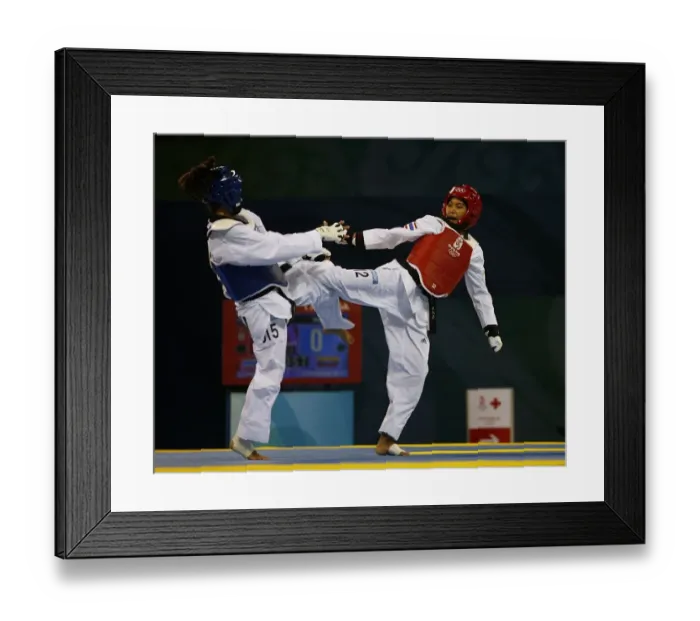 Framed Print : Puedpong Buttree & Dalia Contreras Rivero Puedpong Buttr Framed Print : Puedpong Buttree & Dalia Contreras Rivero Puedpong Buttr