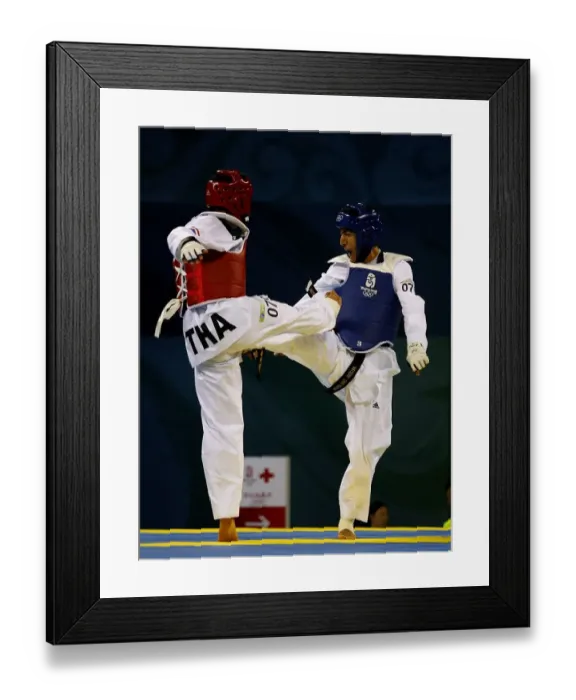 Framed Print : Chutchawal Khawlaor & Guillermo Perez Chutchawal Khawlao Framed Print : Chutchawal Khawlaor & Guillermo Perez Chutchawal Khawlao