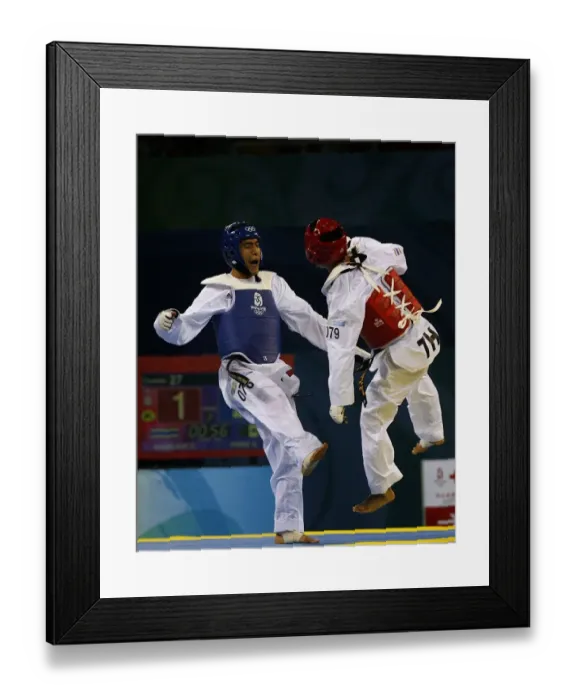 Framed Print : Chutchawal Khawlaor & Guillermo Perez Chutchawal Khawlao Framed Print : Chutchawal Khawlaor & Guillermo Perez Chutchawal Khawlao