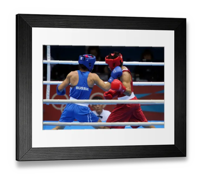 Framed Print : Adriana Araujo V Sofya Ochigava Framed Print : Adriana Araujo V Sofya Ochigava