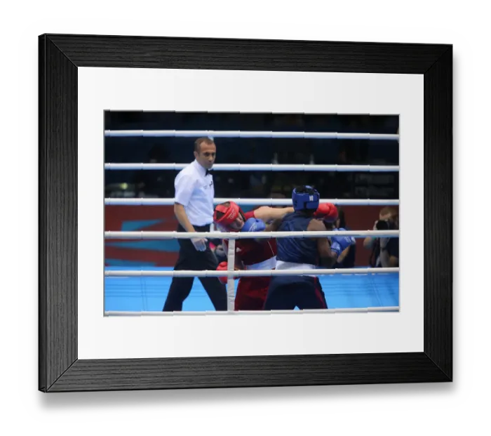 Framed Print : Marina Volnova V Claressa Shields Framed Print : Marina Volnova V Claressa Shields