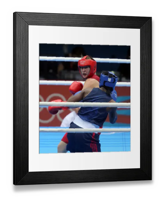 Framed Print : Marina Volnova V Claressa Shields Framed Print : Marina Volnova V Claressa Shields