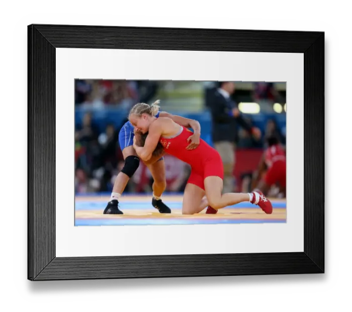 Framed Print : Sofia Mattsson V Marwa Amri