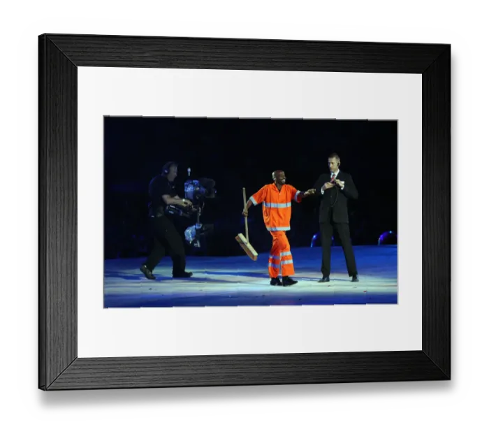 Framed Print : Renato Sorriso (Sweeper) Framed Print : Renato Sorriso (Sweeper)
