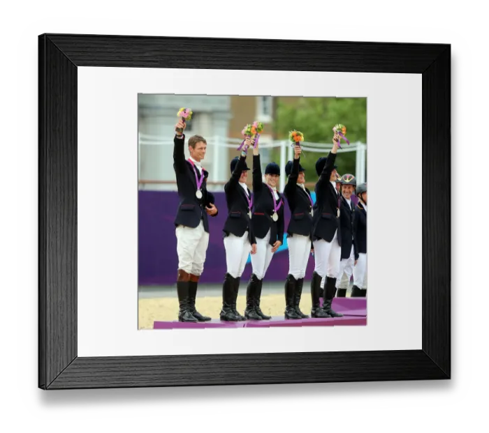 Framed Print : William Fox-Pitt, Nicola Wilson, Zara Phillips, Mary King &a Framed Print : William Fox-Pitt, Nicola Wilson, Zara Phillips, Mary King &a