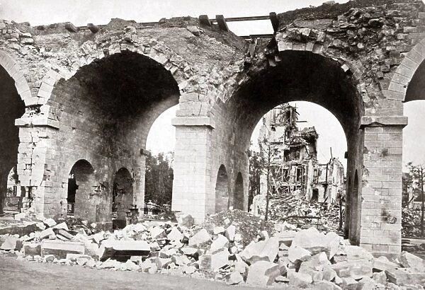 Ruins, France, 1871 St Cloud?