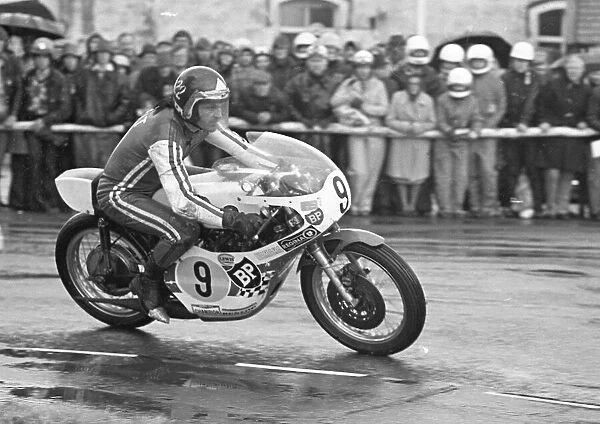 Percy Tait (Yamaha) 1975 Senior TT