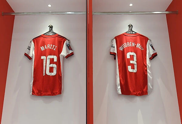 Arsenal Women: Gear Up for FA WSL Showdown Against Tottenham Hotspur in the Emirates Changing Room