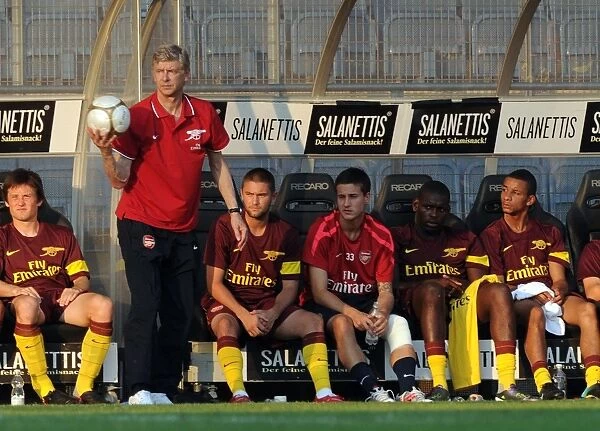Arsene Wenger's Arsenal Cruise to 4-0 Victory over Sturm Graz, Austria (2010)