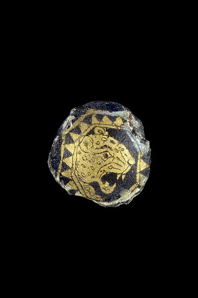 Medallion with the head of a leopard with open jaws, 3rd-4th century AD (gold & glass)